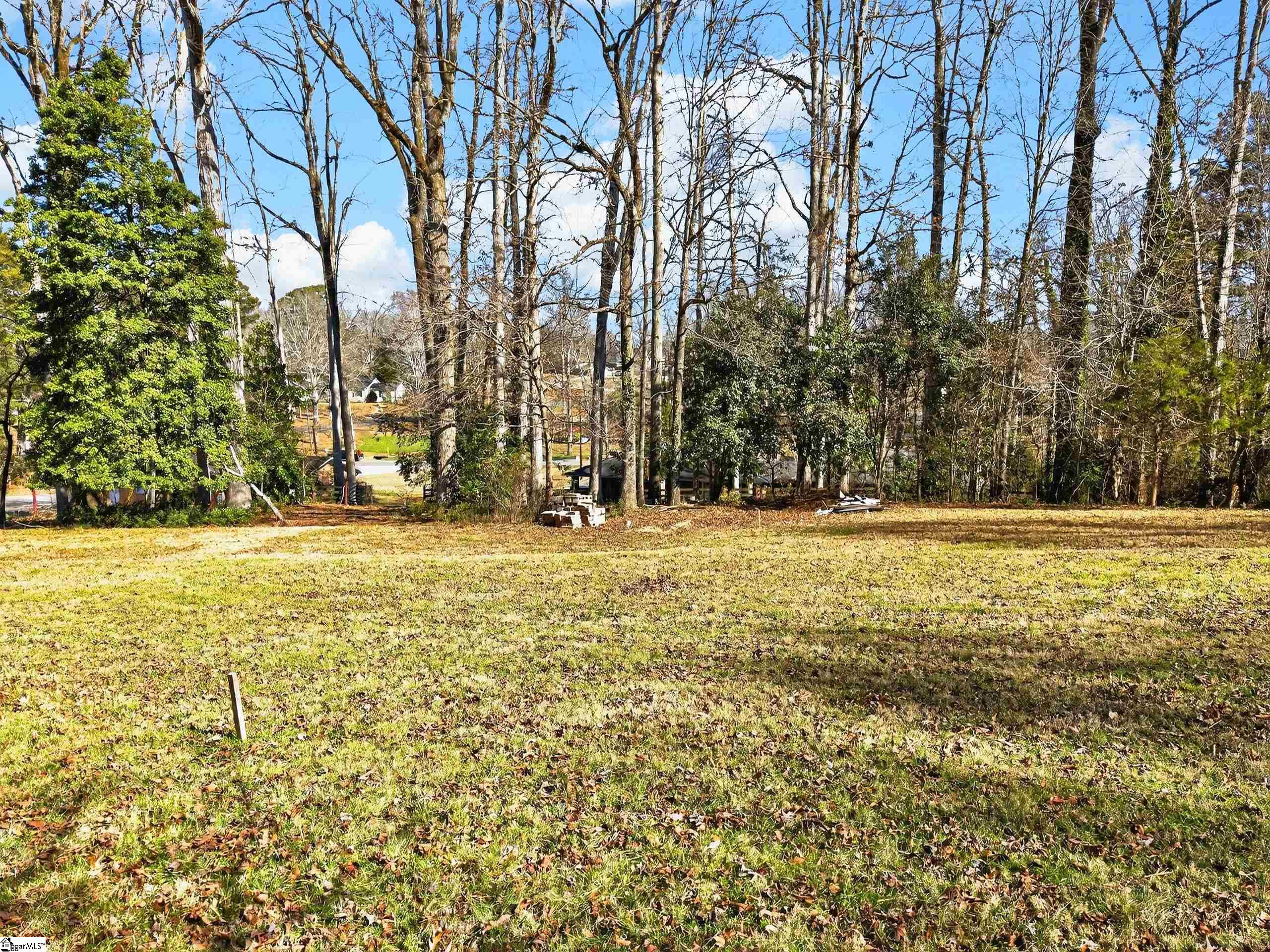 309 Kings Road Anderson, SC 29621 - Photo 38 of 41