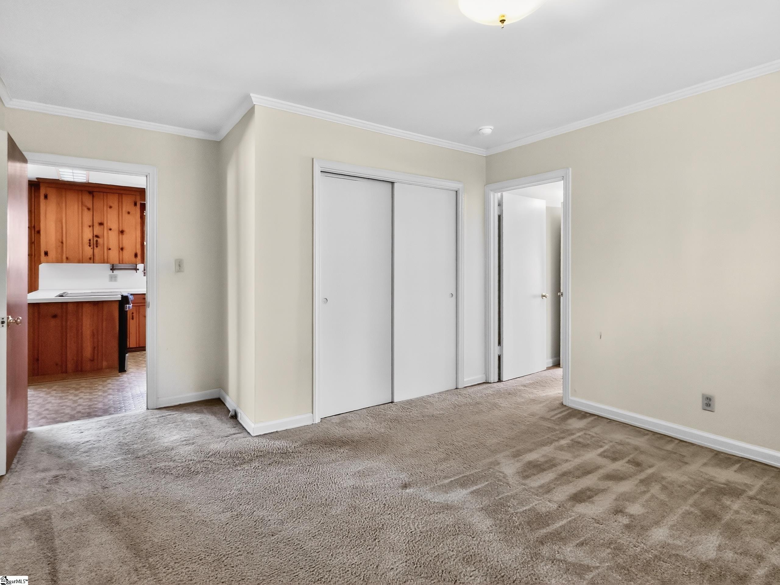 309 Kings Road Anderson, SC 29621 - Photo 10 of 41