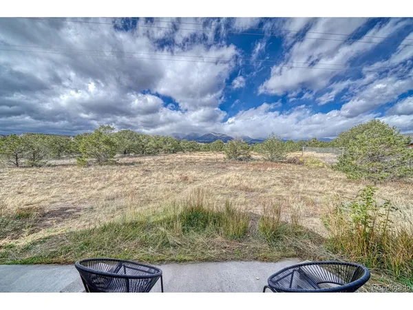 a view of livingroom with hardwood
