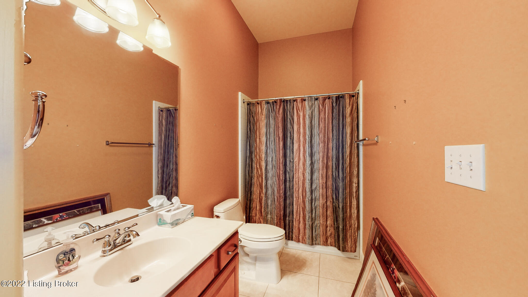 3202 Overlook Ridge Road Prospect, KY 40059 - Photo 31 of 61 Bathroom 3