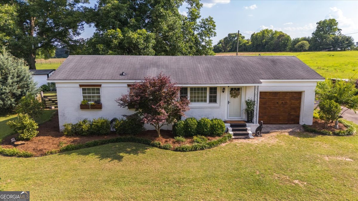 2200 Lakeview Road Byron, GA 31008 - Photo 2 of 43