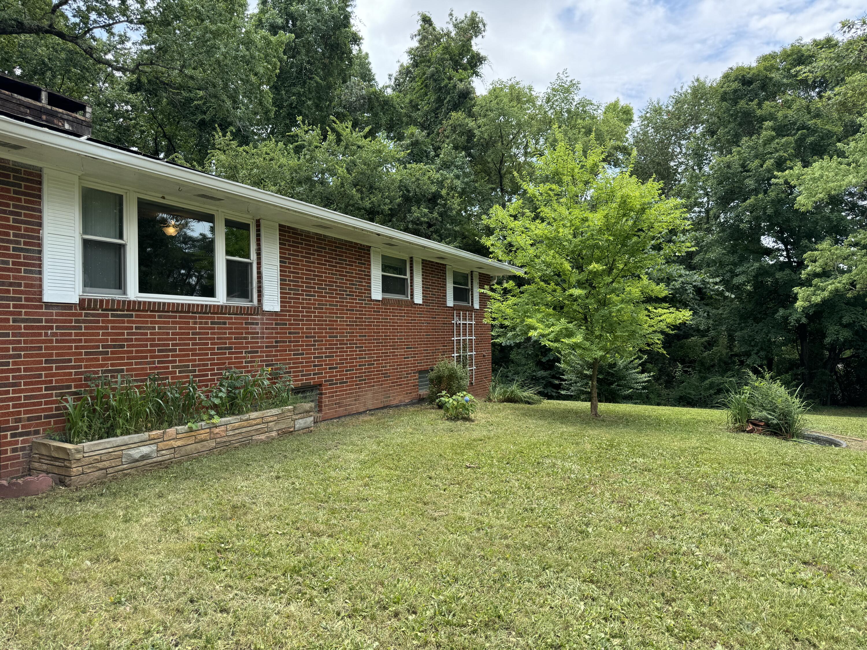 5056 Eller Road Chattanooga, TN 37416 - Photo 5 of 61 IMG_7320