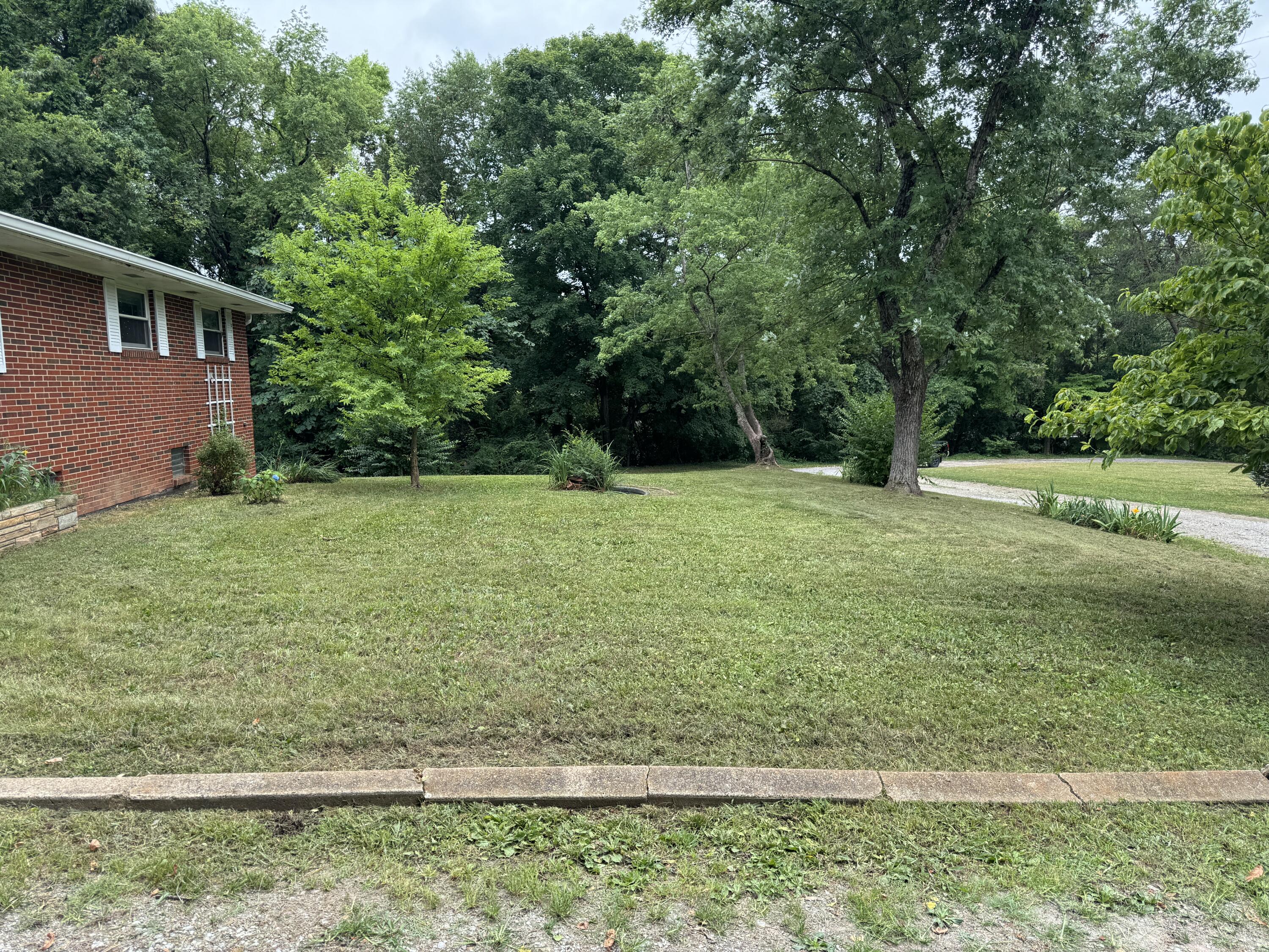 5056 Eller Road Chattanooga, TN 37416 - Photo 6 of 61 IMG_7264