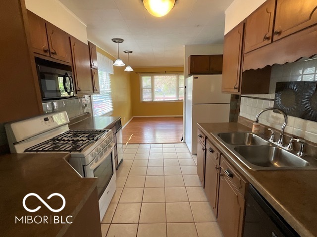 1935 Randall Road Indianapolis, IN 46240 - Photo 12 of 24 Gallery Image 12