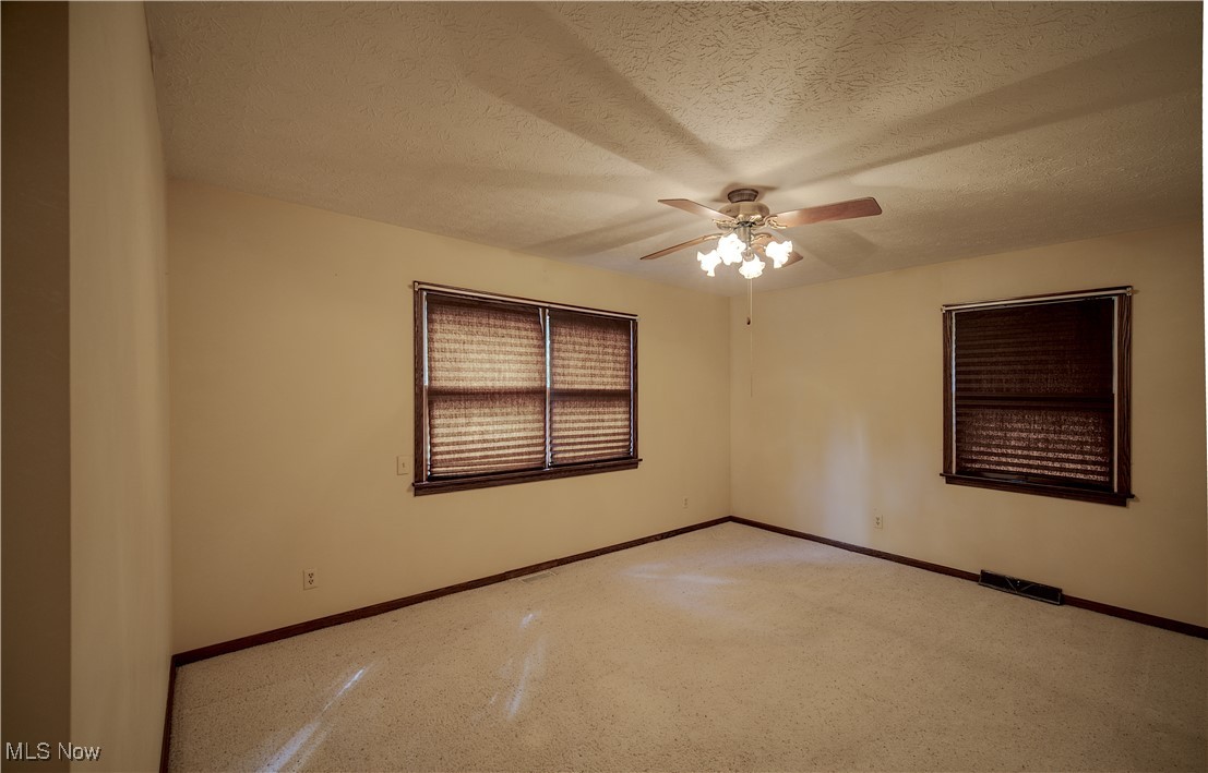 2824 Saxe Road Mogadore, OH 44260 - Photo 12 of 22