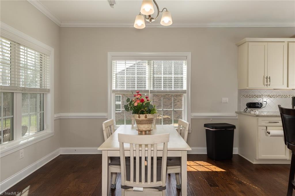 2826 Fallin Court High Point, NC 27262 - Photo 12 of 45