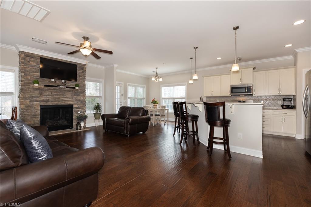 2826 Fallin Court High Point, NC 27262 - Photo 14 of 45