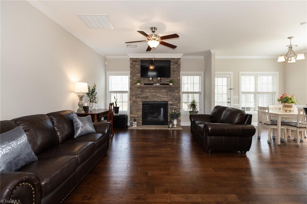 2826 Fallin Court High Point, NC 27262 - Photo 19 of 45