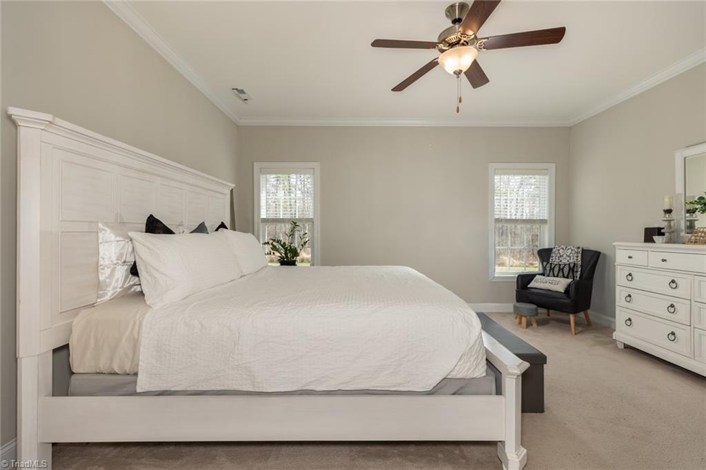 2826 Fallin Court High Point, NC 27262 - Photo 22 of 45