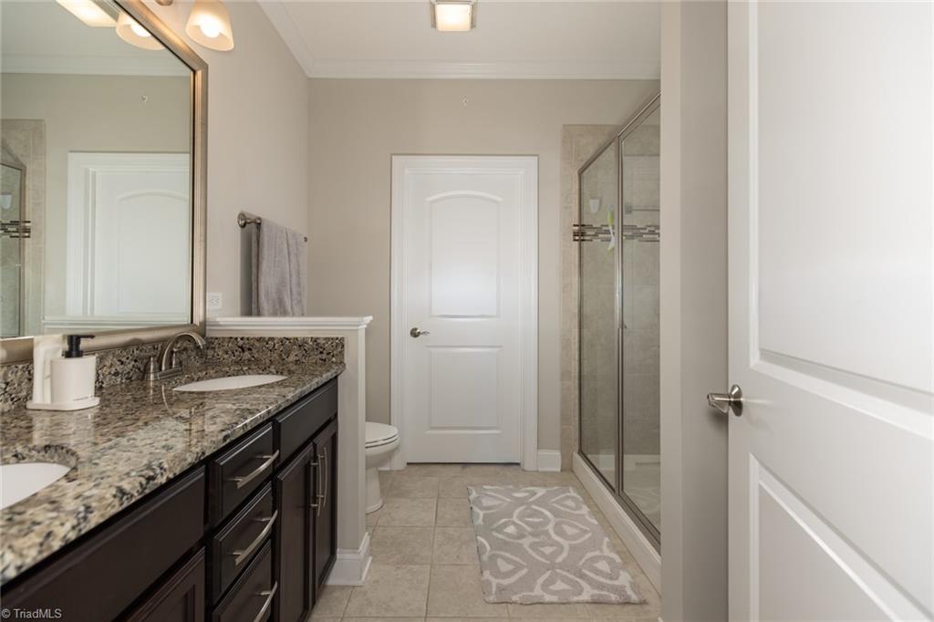 2826 Fallin Court High Point, NC 27262 - Photo 23 of 45