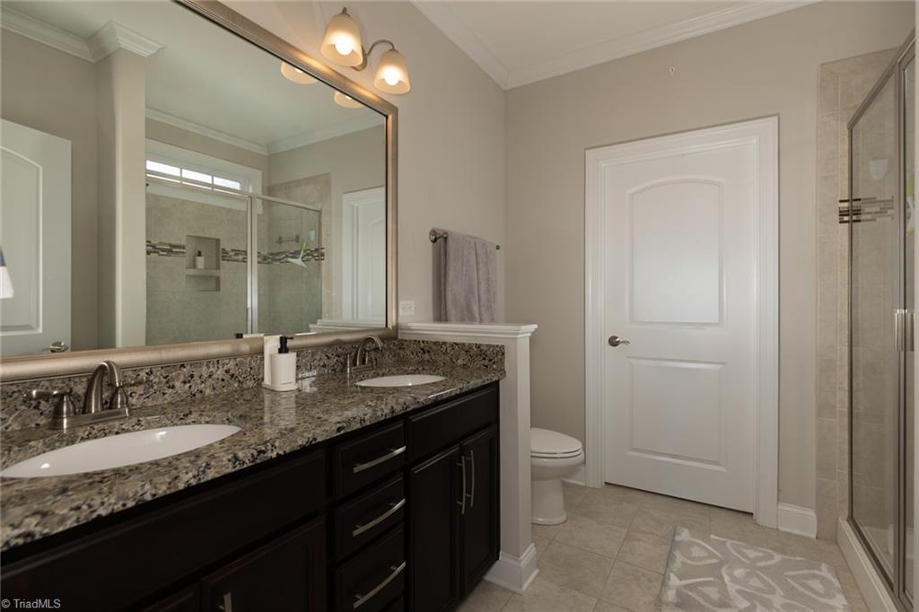 2826 Fallin Court High Point, NC 27262 - Photo 24 of 45