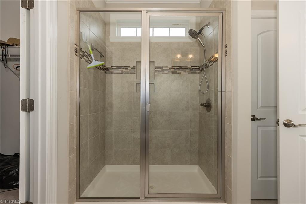 2826 Fallin Court High Point, NC 27262 - Photo 27 of 45