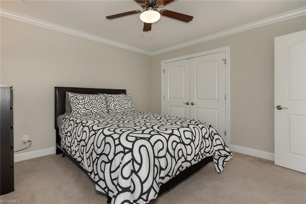 2826 Fallin Court High Point, NC 27262 - Photo 32 of 45