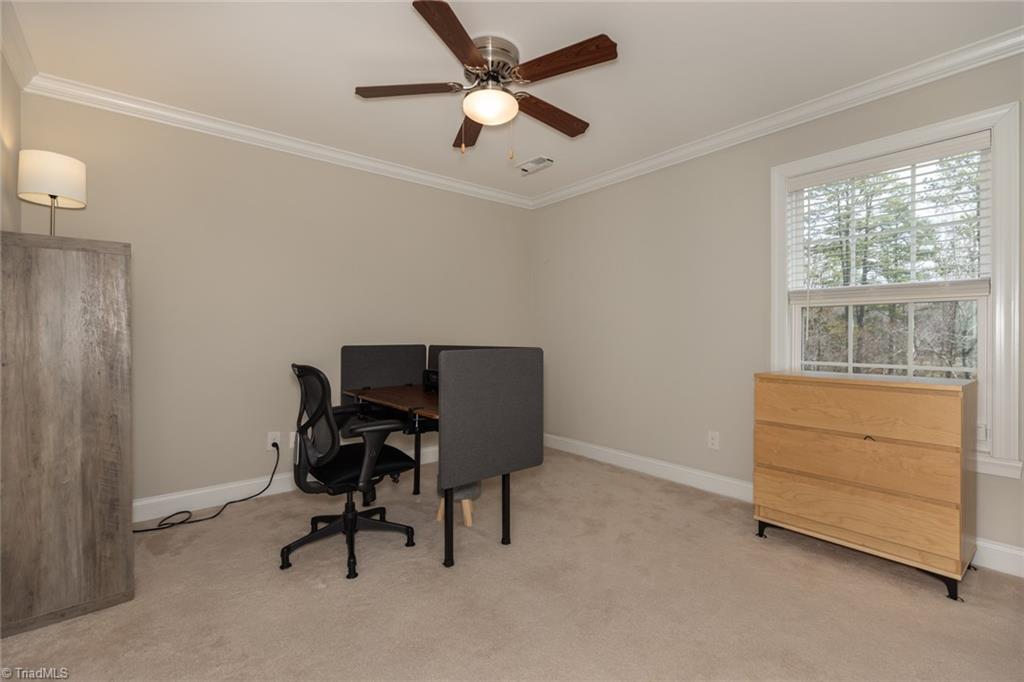 2826 Fallin Court High Point, NC 27262 - Photo 35 of 45