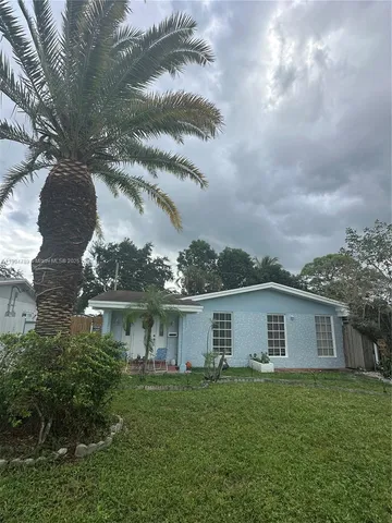 $450,000 | 6850 Simms Street, Hollywood, FL 33024