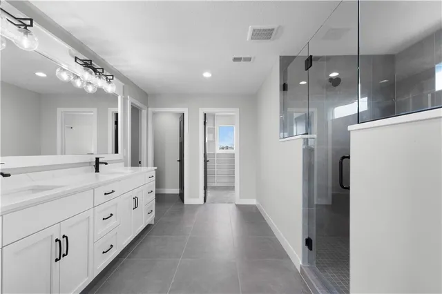 $813,930 | 17168 South Laurelwood Street, Olathe, KS 66062