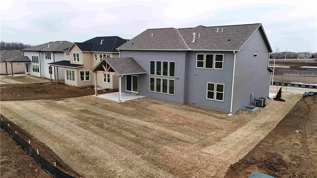 $813,930 | 17168 South Laurelwood Street, Olathe, KS 66062