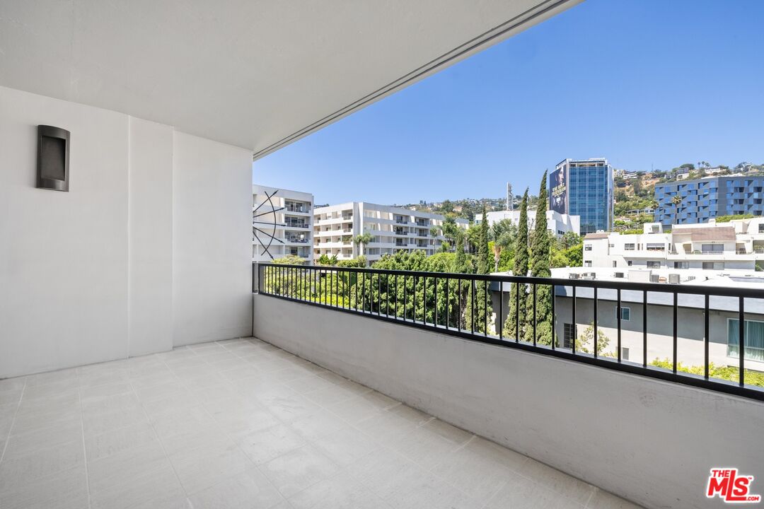 1100 Alta Loma Road, Unit 902 West Hollywood, CA 90069 - Photo 11 of 17 a view of city from balcony