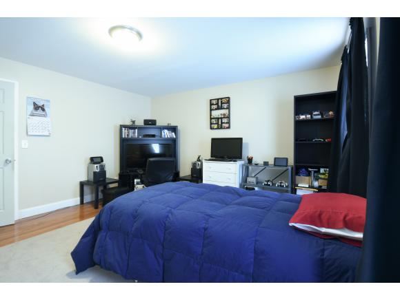 675 Straw Road Manchester, NH 03102 - Photo 19 of 25