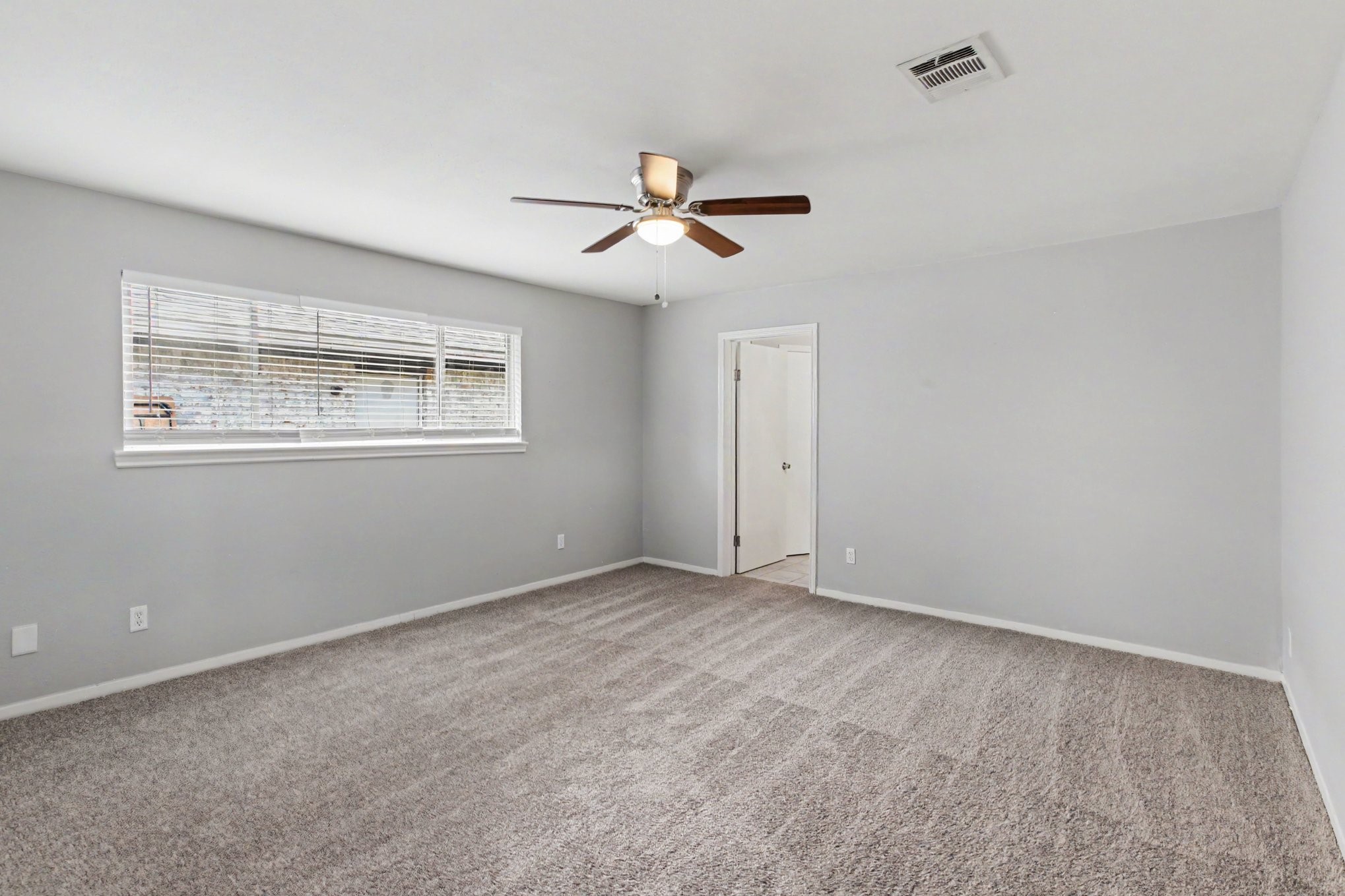 4806 Marywood Drive Spring, TX 77388 - Photo 10 of 16