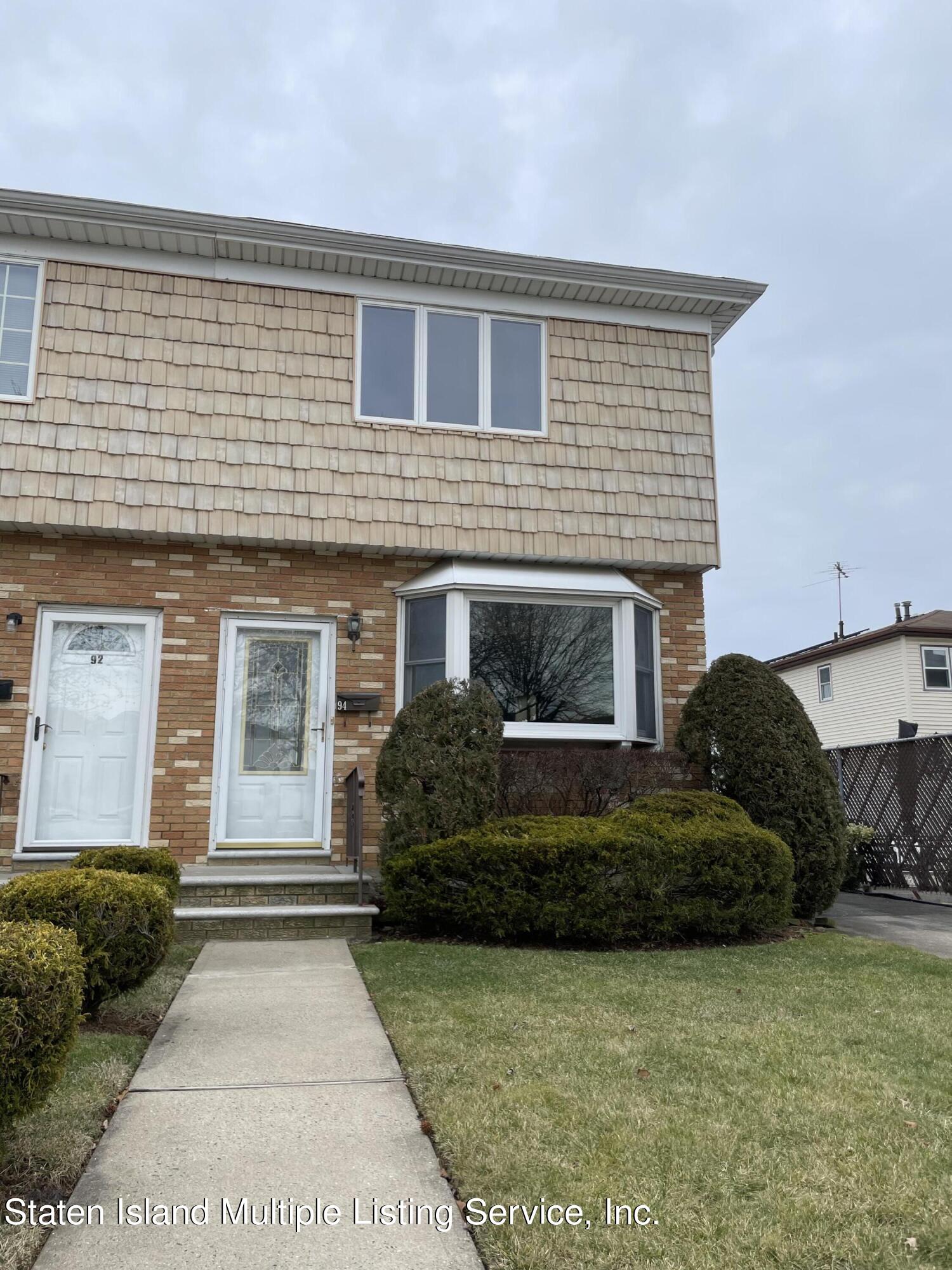 94 Rye Avenue Staten Island, NY 10312 - Photo 2 of 14 IMG_4248