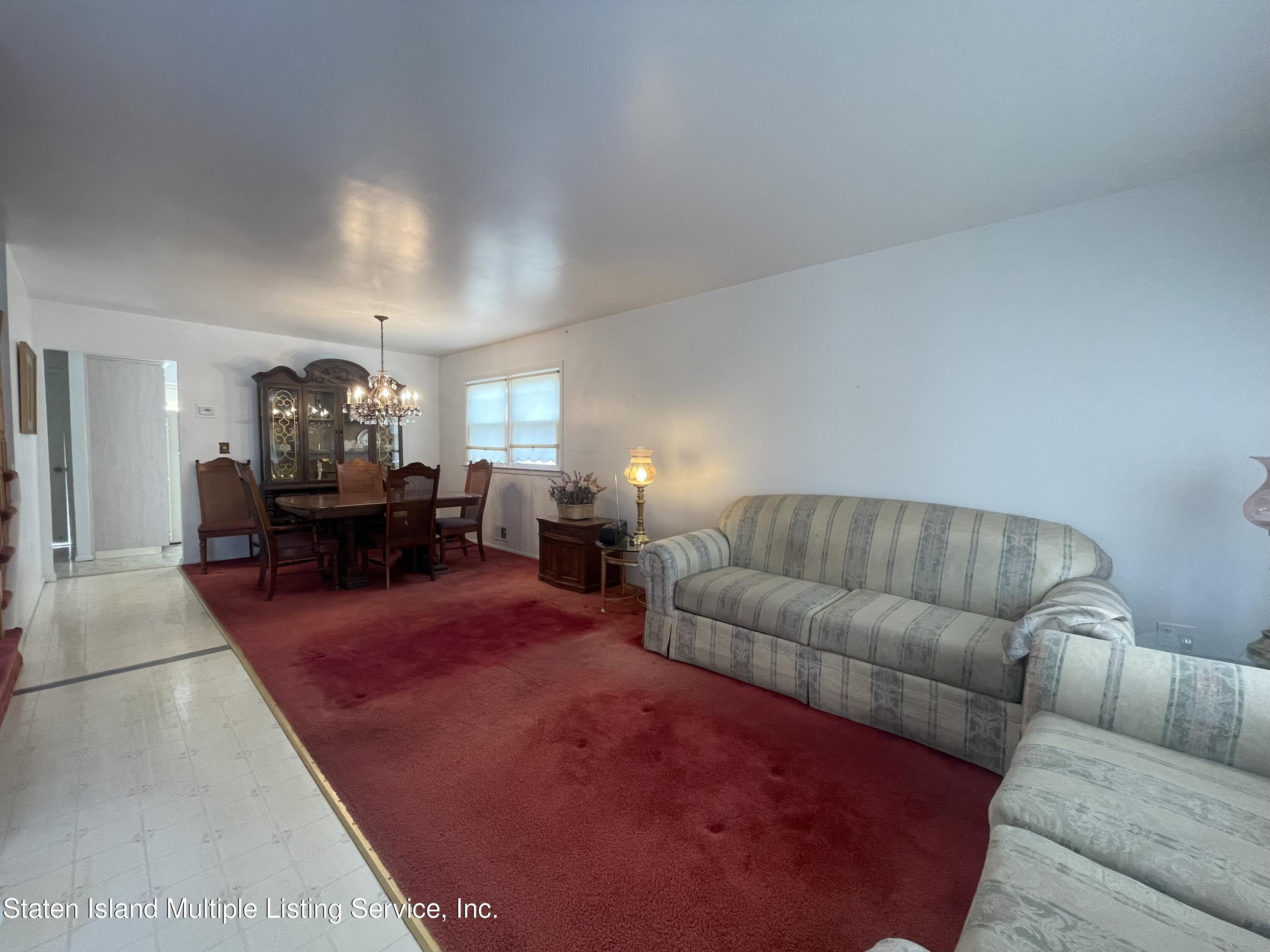 94 Rye Avenue Staten Island, NY 10312 - Photo 3 of 14 IMG_2204