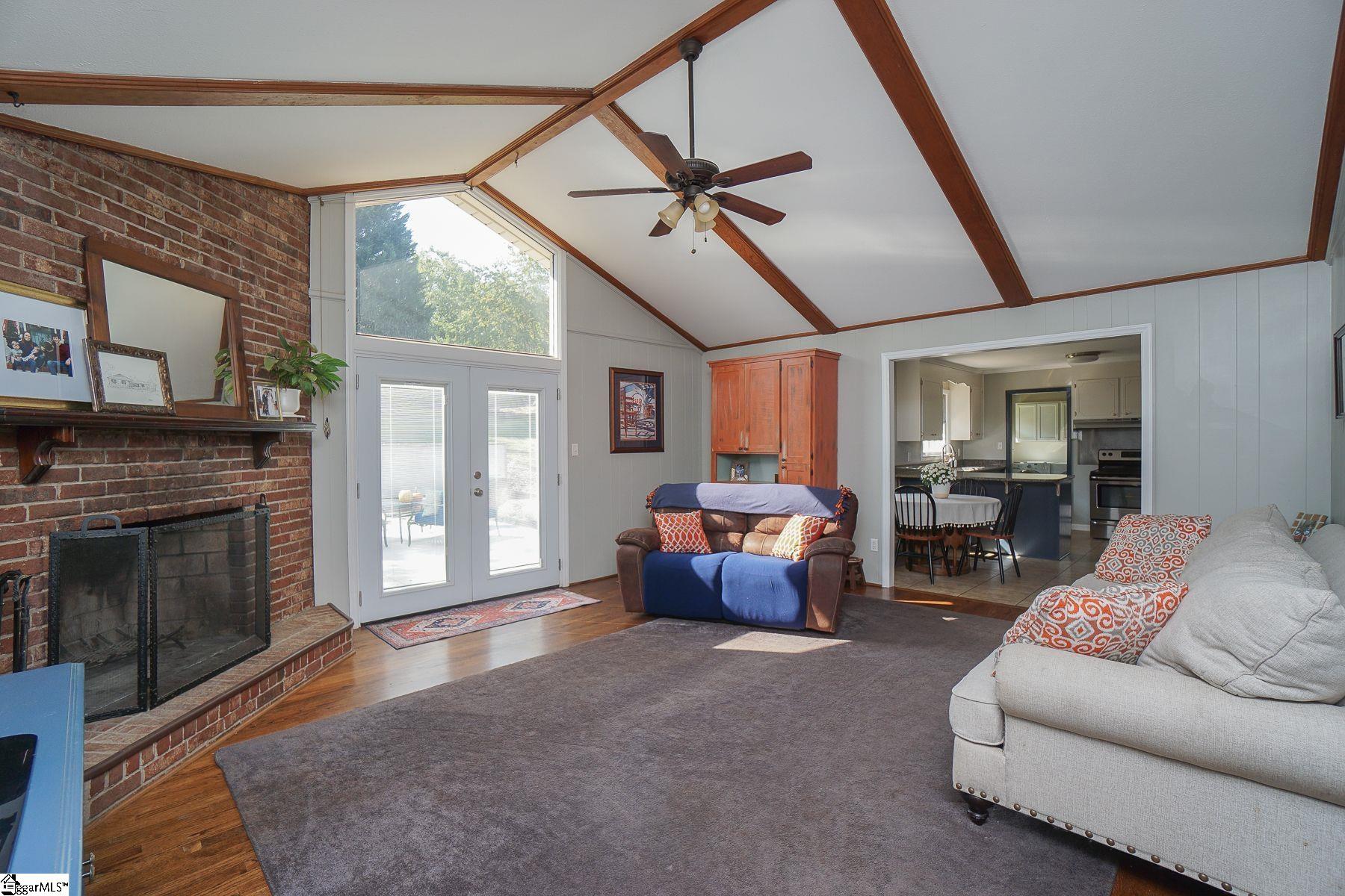 835 Butler Springs Road Greenville, SC 29615 - Photo 3 of 30 Gallery Image 3