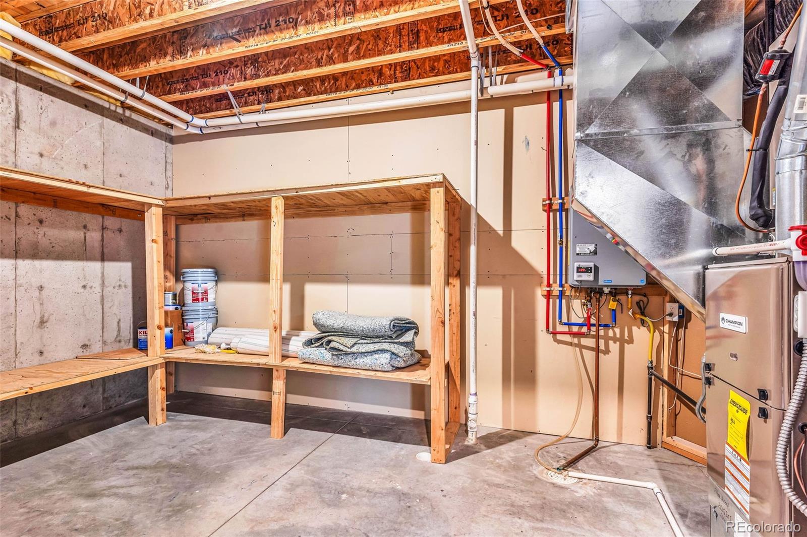 249 High Meadows Drive Florence, CO 81226 - Photo 34 of 47 a room with lots of table and chairs