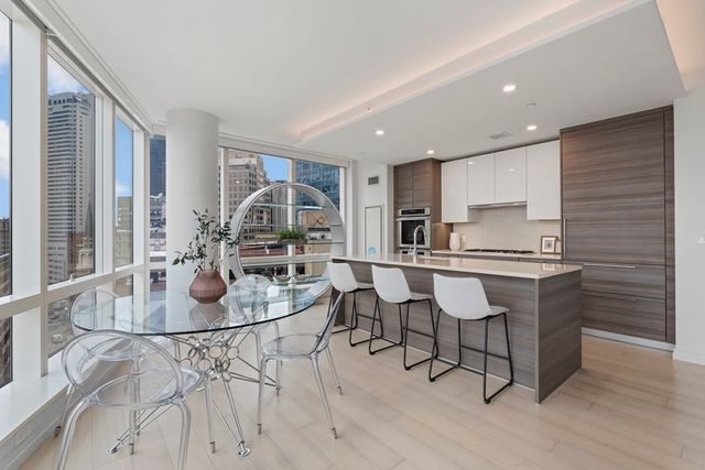 $1,780,000 | 1 Franklin Street, Unit 1404, Boston, MA 02110