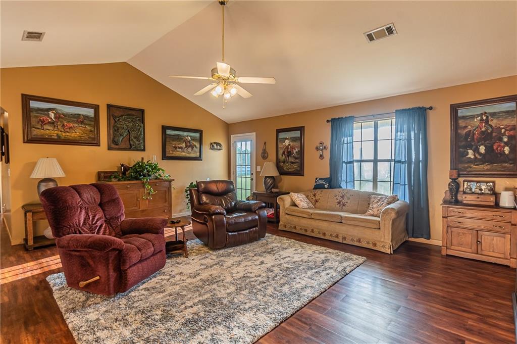 100 Moreno Road Glenmora, LA 71433 - Photo 10 of 25 Gallery Image 10