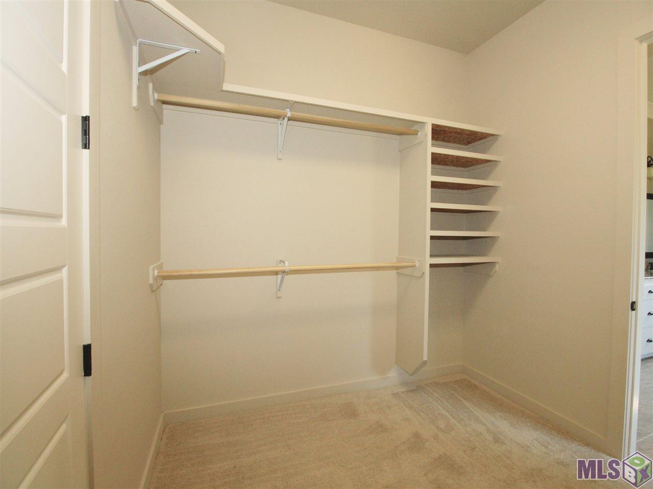 6517 Muir Street Baton Rouge, LA 70817 - Photo 22 of 31 Master Closet - Side 1