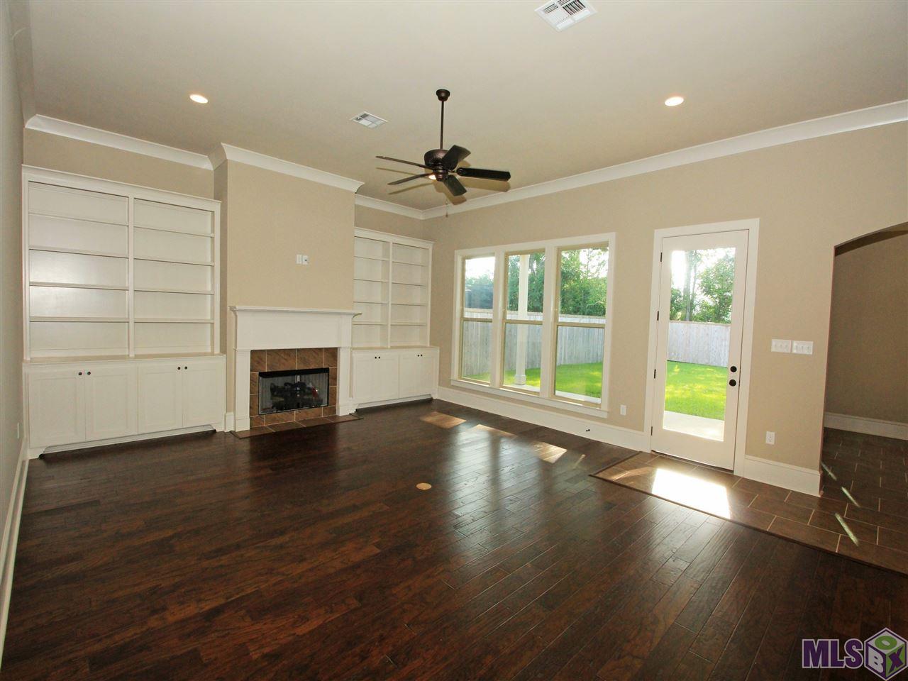 6517 Muir Street Baton Rouge, LA 70817 - Photo 6 of 31 Living Room with Lots of Windows for Natural Light
