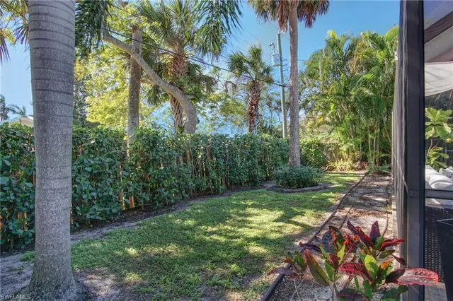 a view of a pathway of a house