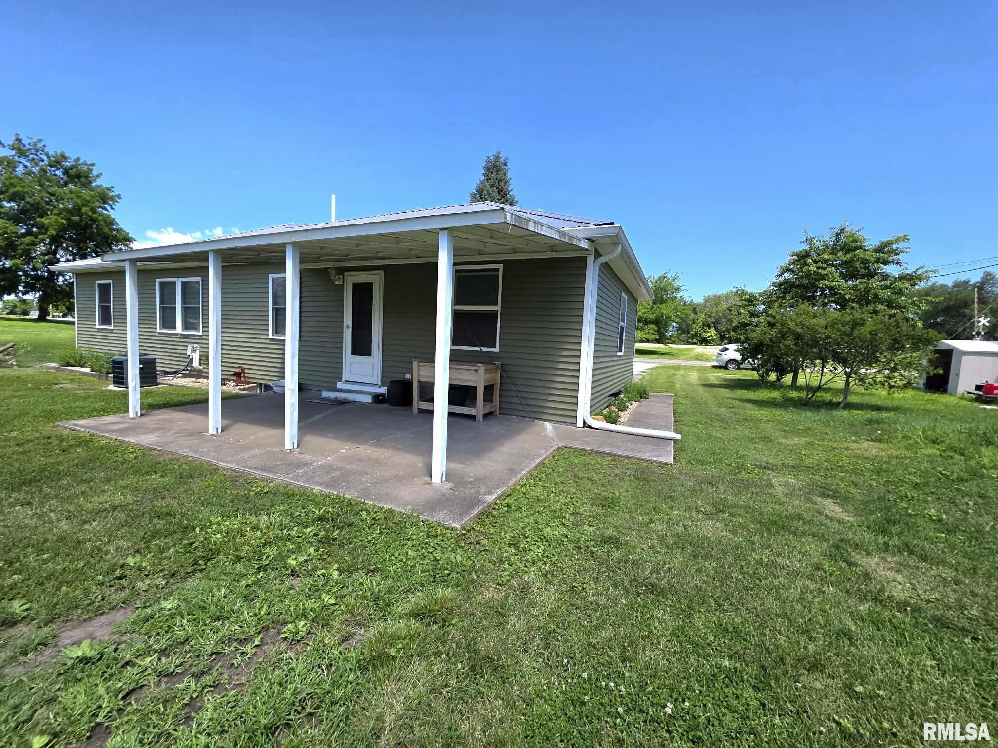 103 West Jefferson Street Camp Point, IL 62320 - Photo 29 of 31