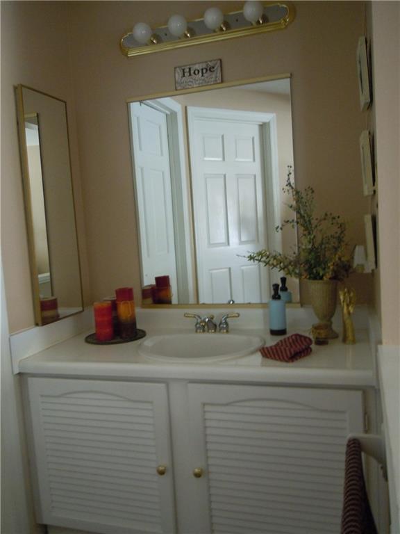 2328 Cramden Road Upper St. Clair, PA 15241 - Photo 11 of 20 Gallery Image 11