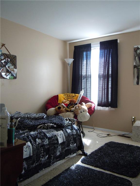 2328 Cramden Road Upper St. Clair, PA 15241 - Photo 13 of 20 Gallery Image 13