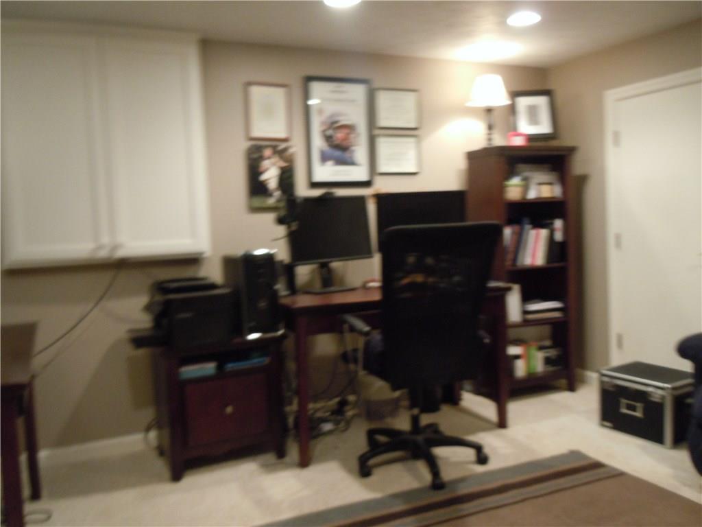 2328 Cramden Road Upper St. Clair, PA 15241 - Photo 16 of 20 Gallery Image 16