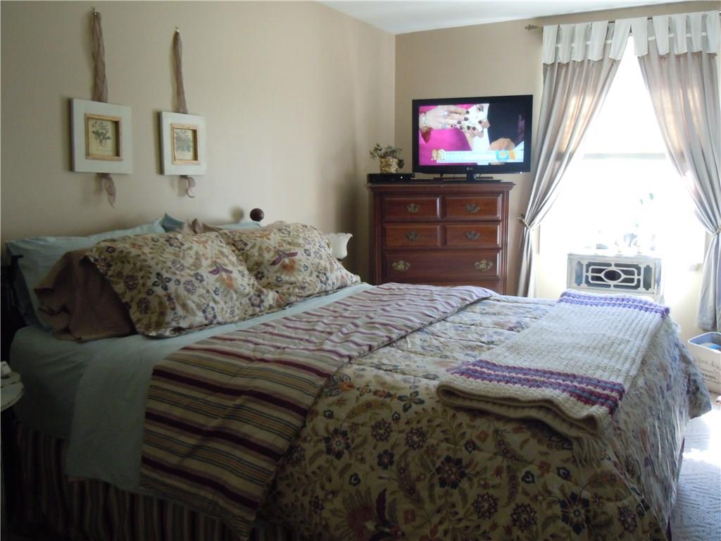 2328 Cramden Road Upper St. Clair, PA 15241 - Photo 10 of 20 Gallery Image 10