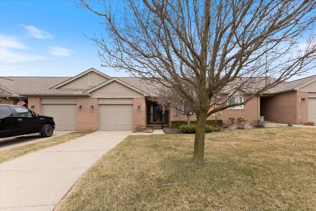 $325,000 | 604 Bristol Drive, Chelsea, MI 48118