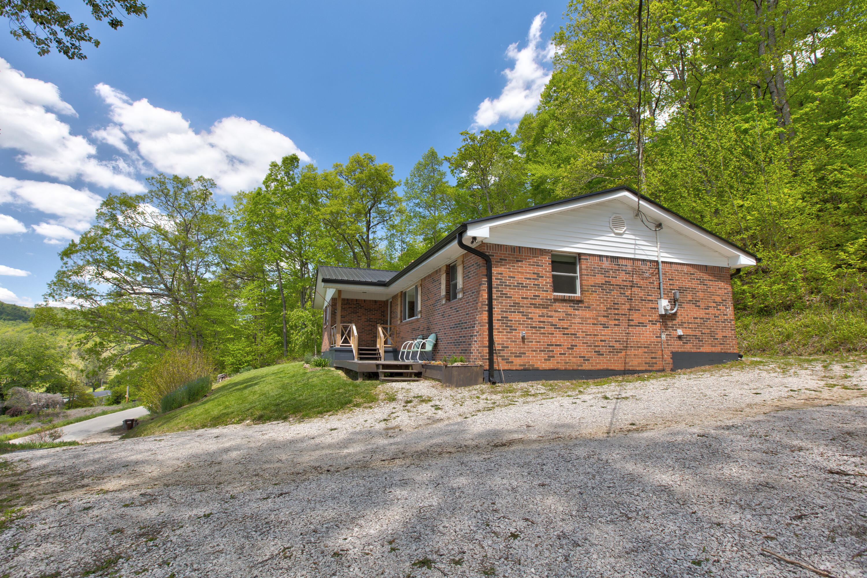 3388 North North Bend Road Stanton, KY 40380 - Photo 18 of 32 PWM23254_5_6