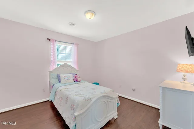 $308,000 | 118 Violet Lane, Bluff City, TN 37618