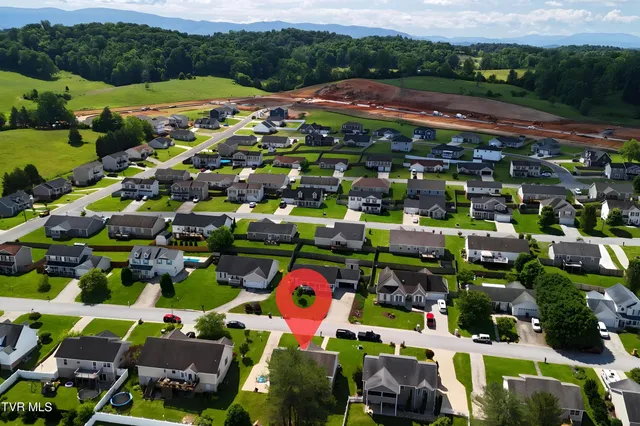 $308,000 | 118 Violet Lane, Bluff City, TN 37618