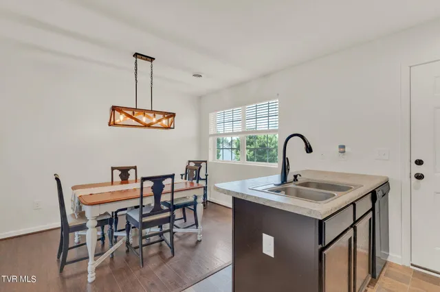 $308,000 | 118 Violet Lane, Bluff City, TN 37618