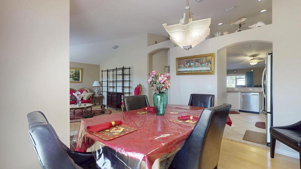 435 Southwest Ridgecrest Drive Port St. Lucie, FL 34953 - Photo 8 of 75 iPixx_01_5