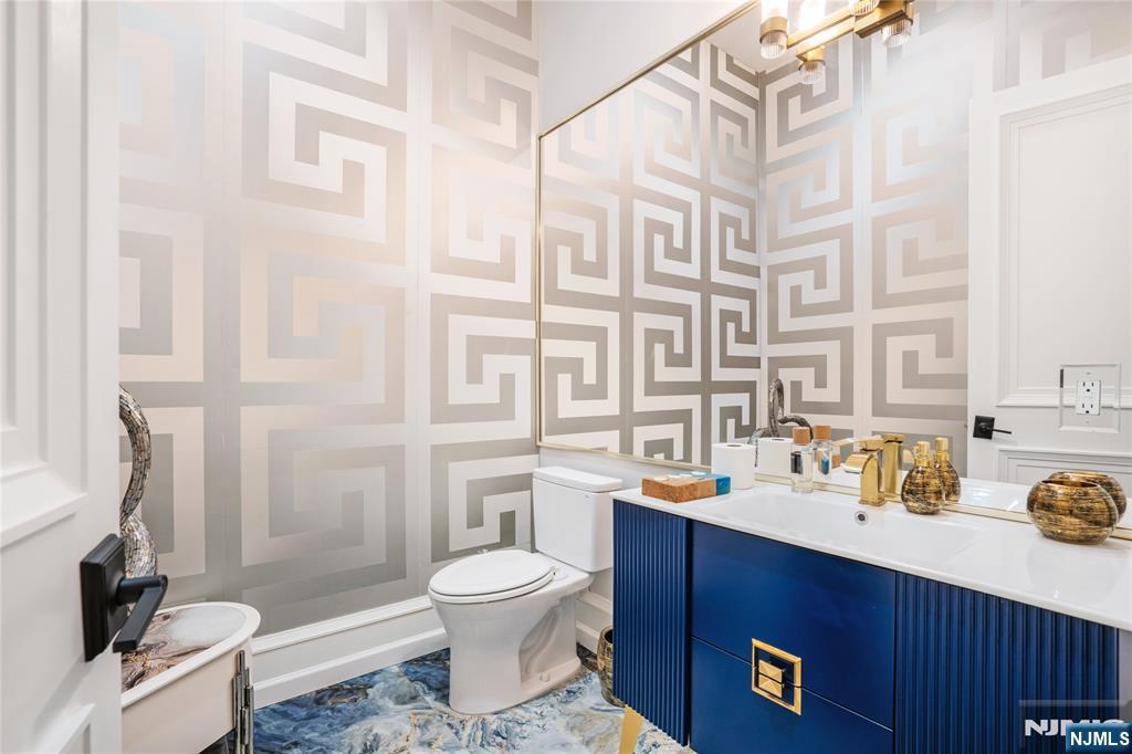 6 Deer Trail Road Saddle River, NJ 07458 - Photo 25 of 44