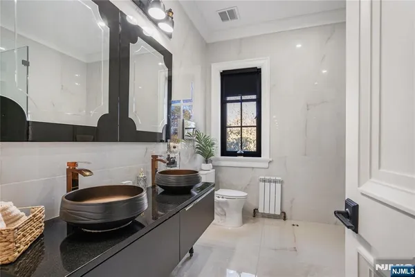 $28,000 | 6 Deer Trail Road, Saddle River, NJ 07458