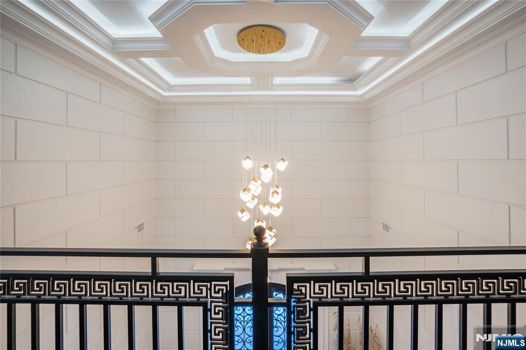 6 Deer Trail Road Saddle River, NJ 07458 - Photo 4 of 44