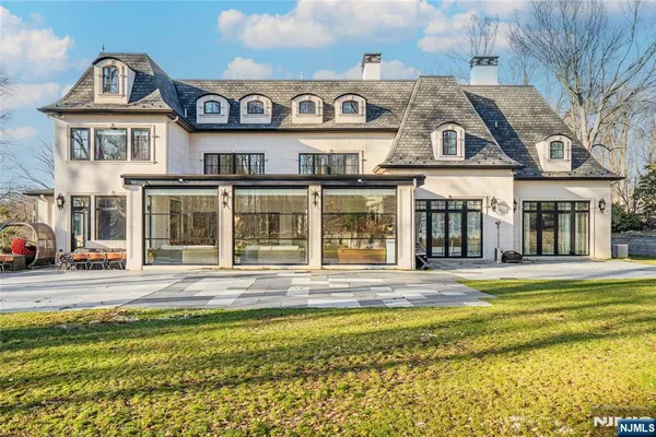 $30,000 | 6 Deer Trail Road, Saddle River, NJ 07458