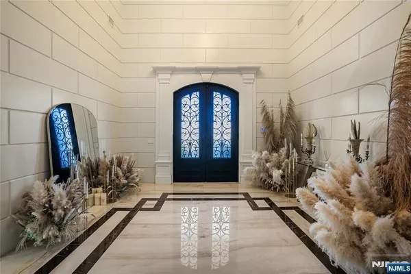 $28,000 | 6 Deer Trail Road, Saddle River, NJ 07458