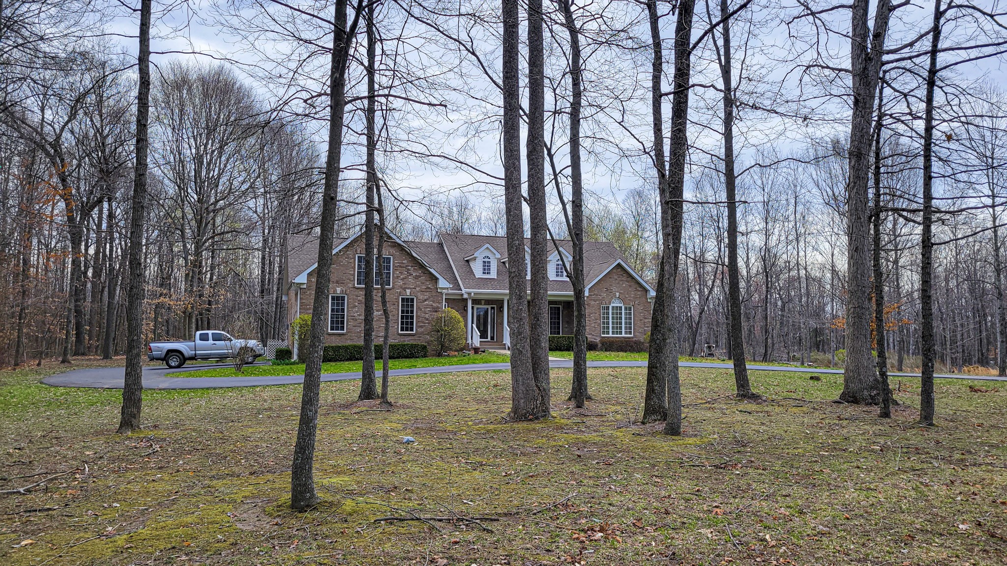 4200 Sandy Springs Road Springfield, TN 37172 - Photo 6 of 34 a view of a house with a yard